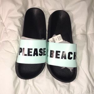 “PLEASE BEACH” slip on sandals